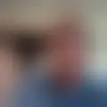 Chat with  leremel6915553442