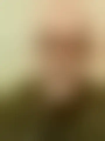 Chat with roro_w1 and singles men in little odell